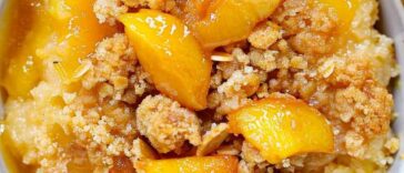 Peach cobbler dump cake
